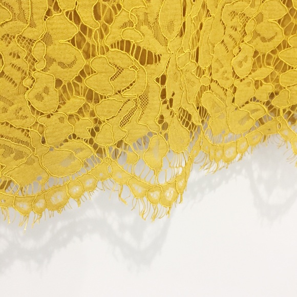 Zac & Rachel Lace Top - Picture 5 of 5